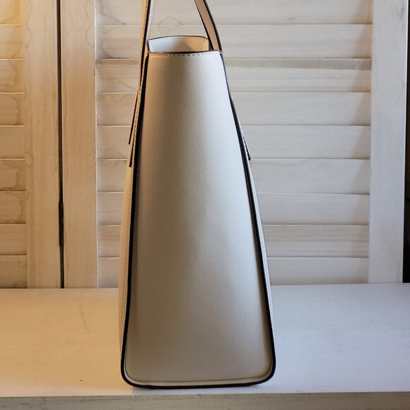 $139 NWT MICHAEL MICHAEL KORS LT Cream Large Leather Tote - Picture 4 of 9